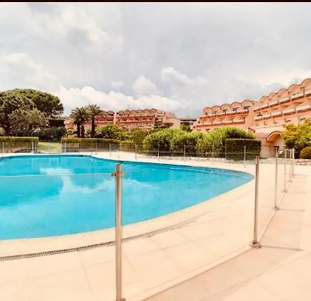 Appartement Secured Parc Velusine With Private Parking, Terrace, Pools And Tennis Courts.